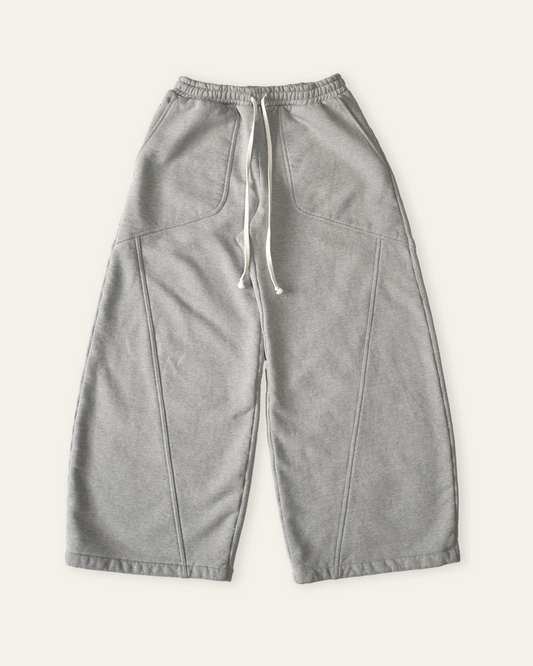 WIDE-LEG SWEATPANTS