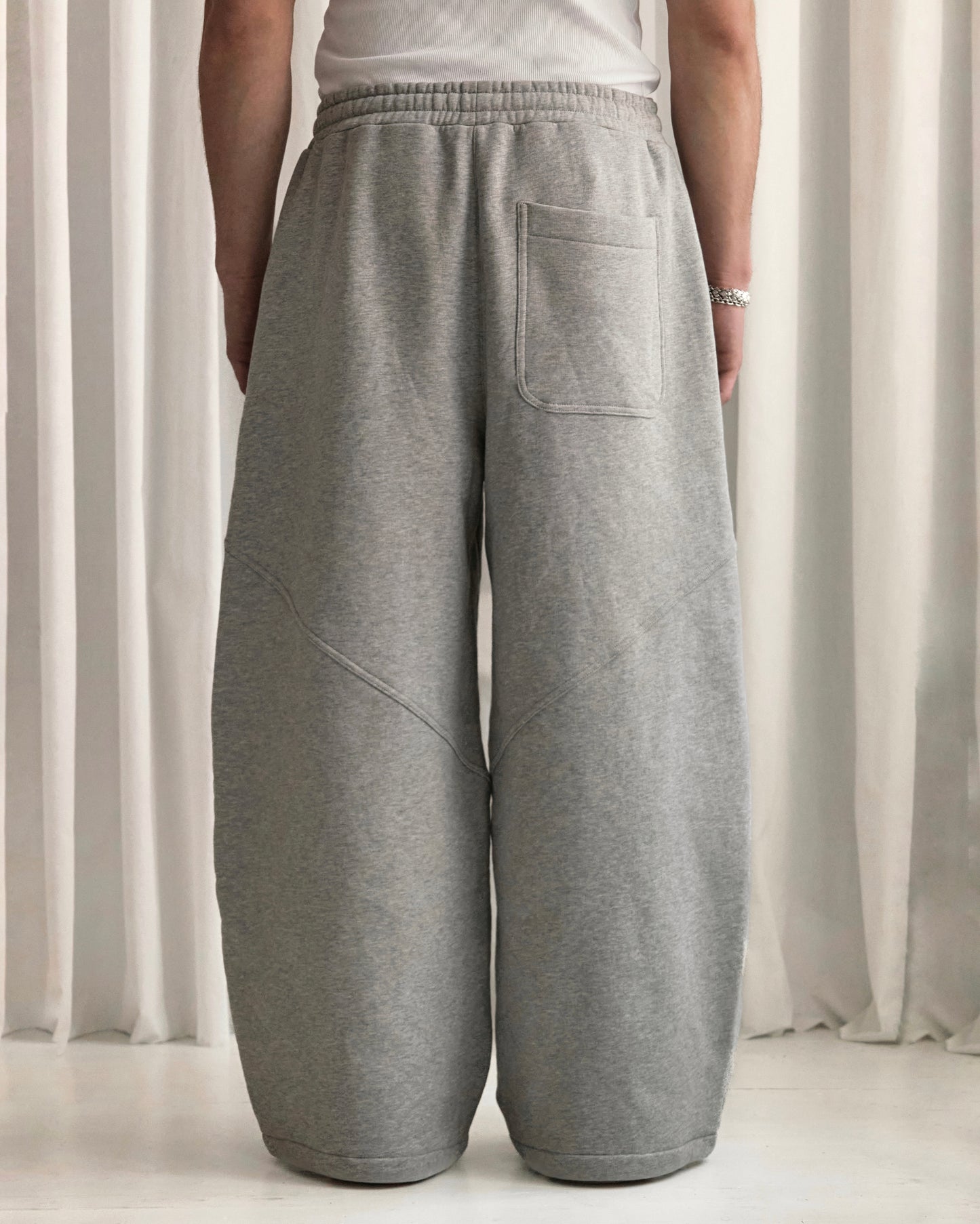 Wide-leg sweatpants